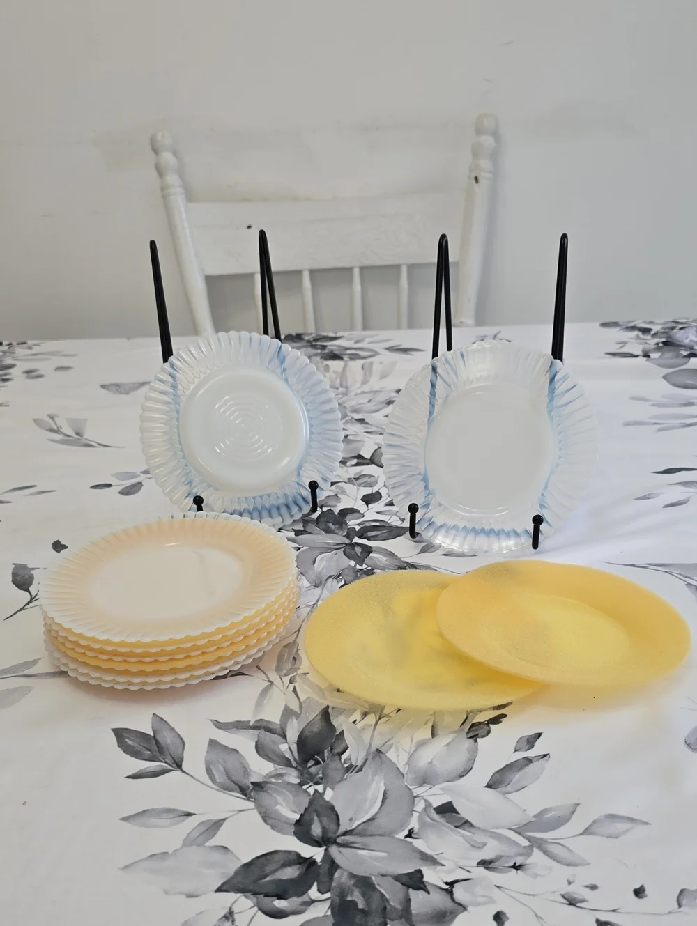 Vintage MacBeth Evans Set Of 8 Ringed Base Petalware Monax Bread Plates White 6